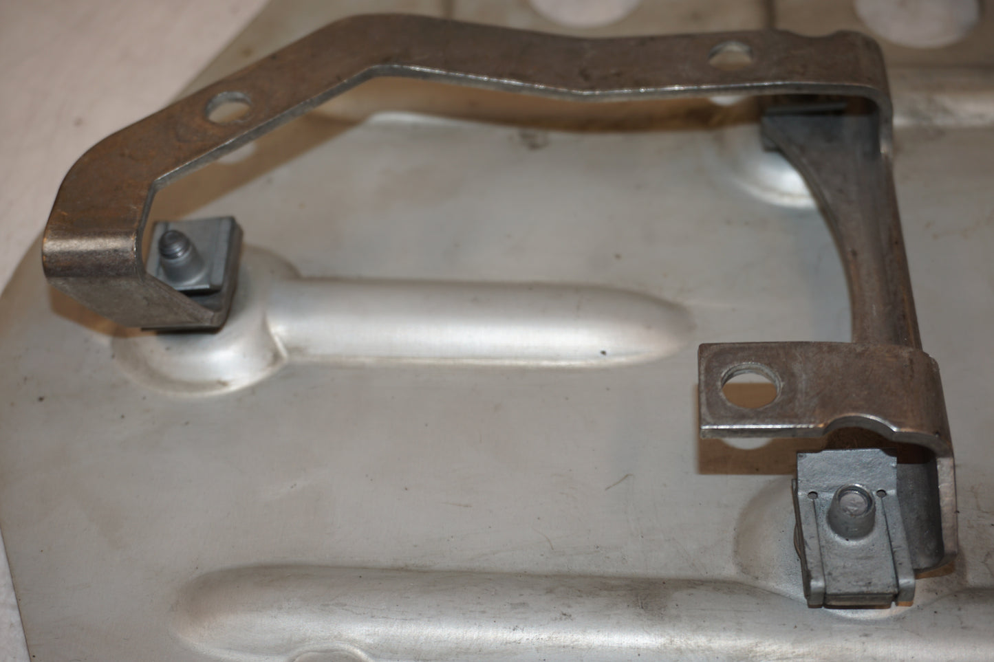 Extrabild4 på Hasplåt från en BMW R 1200 GS -2014 motorcykel.