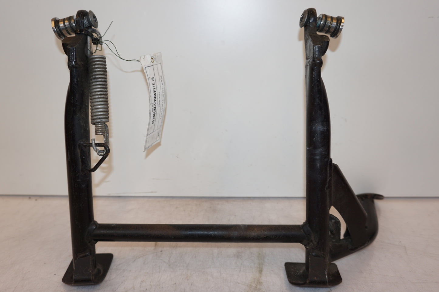 Framsidan på Centralstöd från en BMW R 1200 RT -2011 motorcykel.