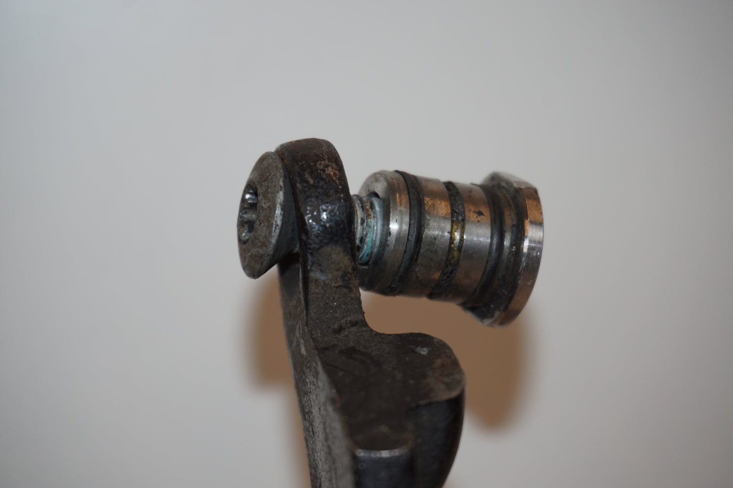 Höger sida på Centralstöd från en BMW R 1200 RT -2011 motorcykel.