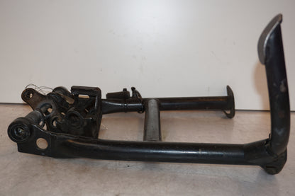 Vänster sida på Centralstöd från en BMW R 1100 GS -1998 motorcykel.