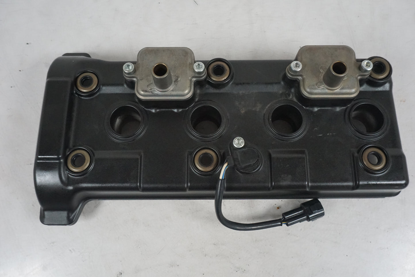 Framsidan på Ventilkåpa från en Yamaha YZF R6 -2007 motorcykel.