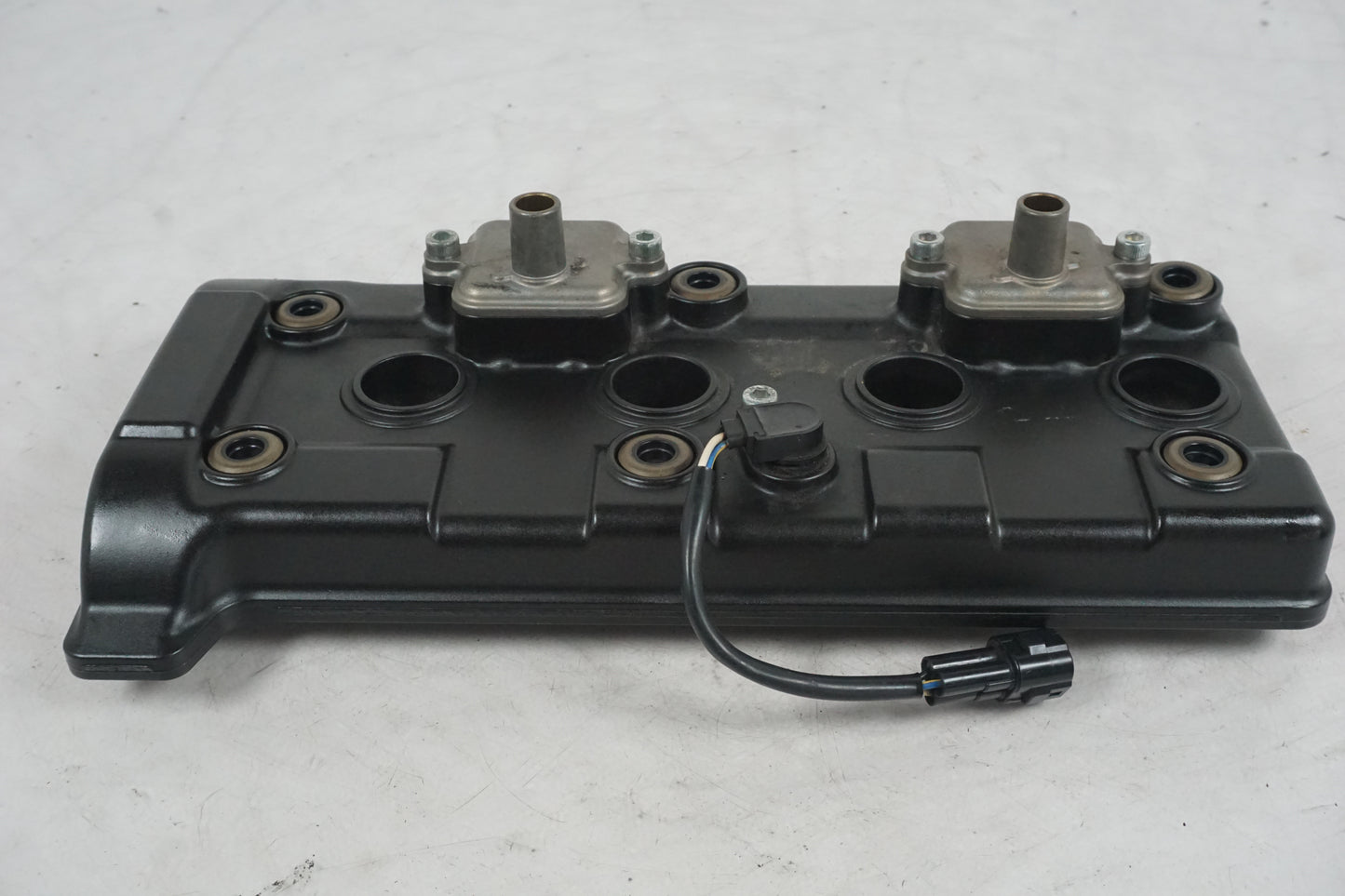 Baksidan på Ventilkåpa från en Yamaha YZF R6 -2007 motorcykel.