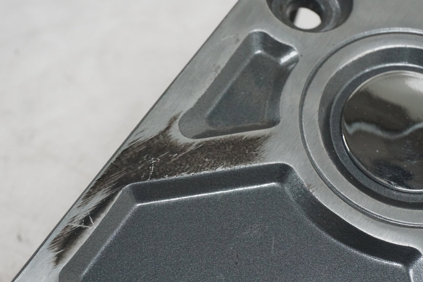 Baksidan på Dekorkåpa från en Suzuki VZ 800 -1997 motorcykel.