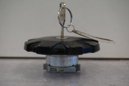 Baksidan på Tanklock från en Suzuki DR 650 -1993 motorcykel.