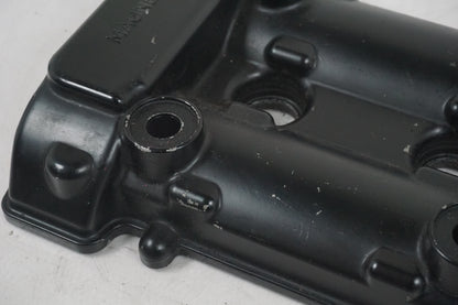 Baksidan på Ventilkåpa från en Suzuki GSX-R 750 -1998 motorcykel.