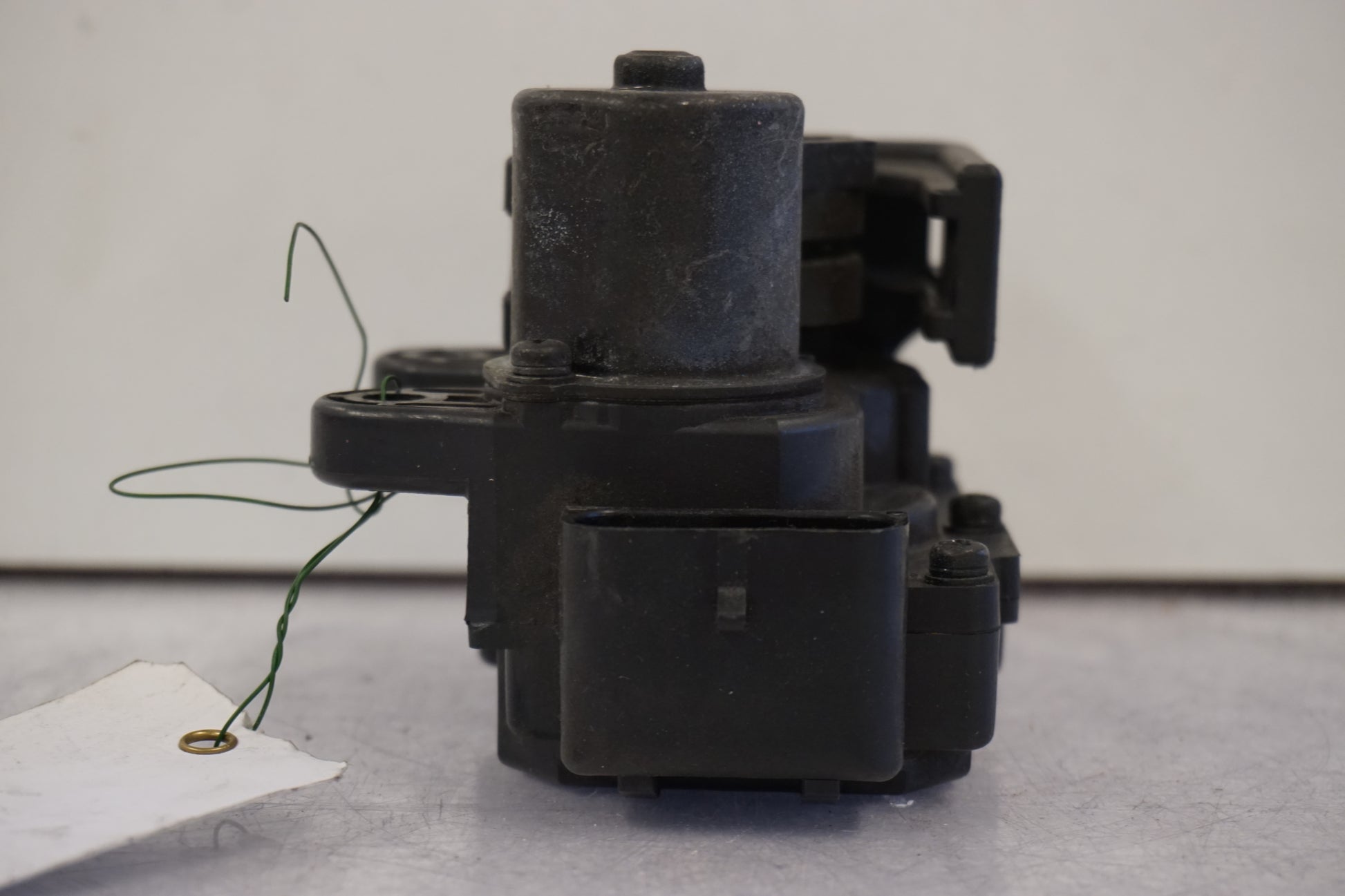 Baksidan på Avgasspjällmotor från en H-D Street Glide FLHX -2015 motorcykel.