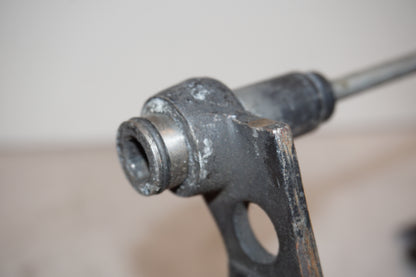 Extrabild7 på Centralstöd från en BMW R 850 R -1995 motorcykel.