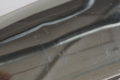 Snett uppifrån på Motorkåpa från en Suzuki VL 800 -2001 motorcykel.