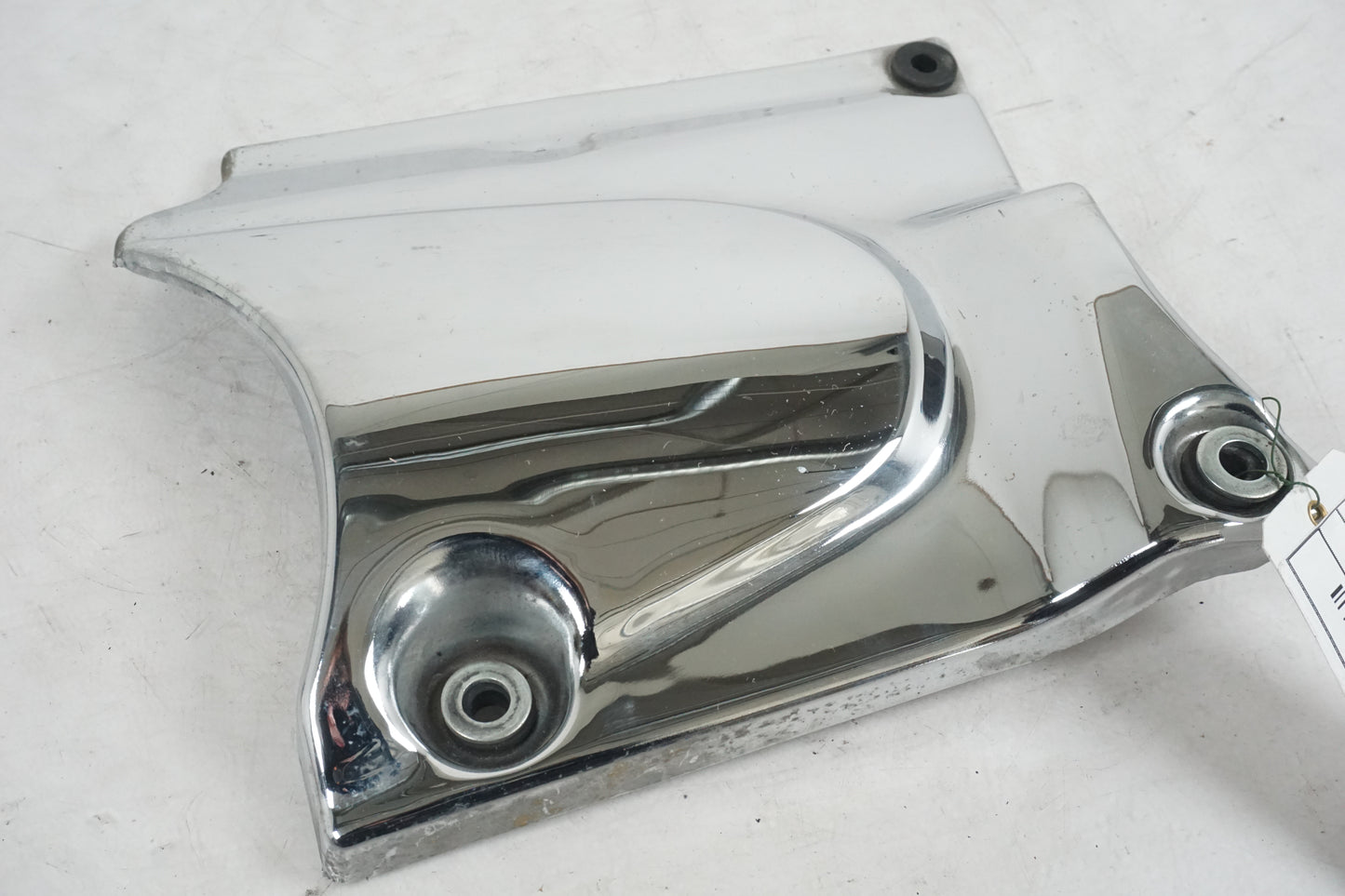 Framsidan på Motorkåpa från en Suzuki VL 800 -2004 motorcykel.