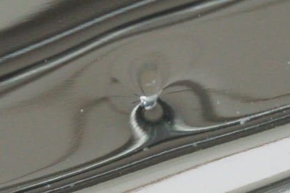 Höger sida på Motorkåpa från en Suzuki VL 800 -2004 motorcykel.