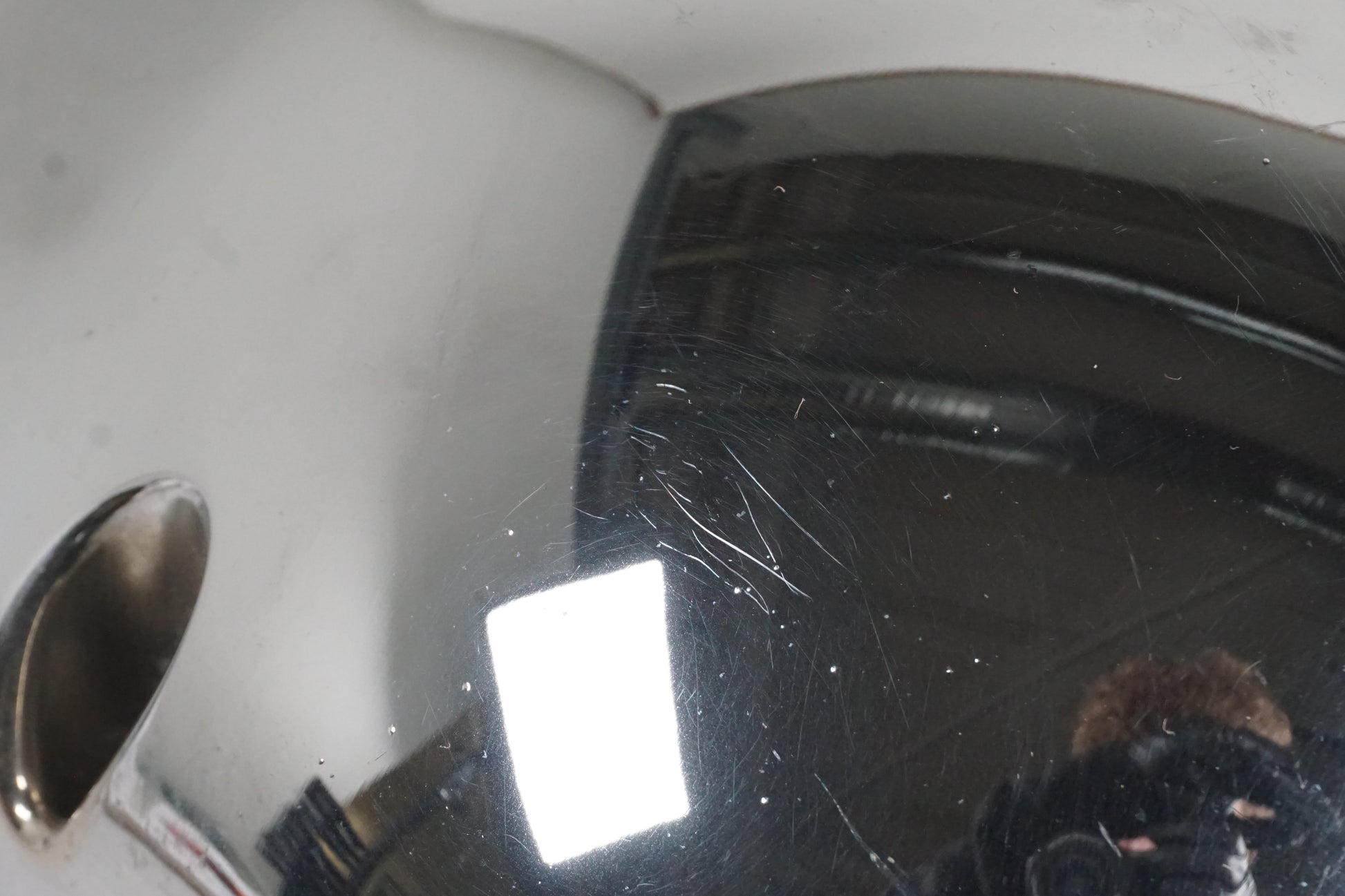 Höger sida på Motorkåpa från en Suzuki VL 1500 -1998 motorcykel.