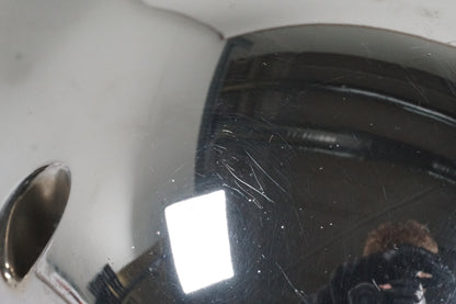 Höger sida på Motorkåpa från en Suzuki VL 1500 -1998 motorcykel.