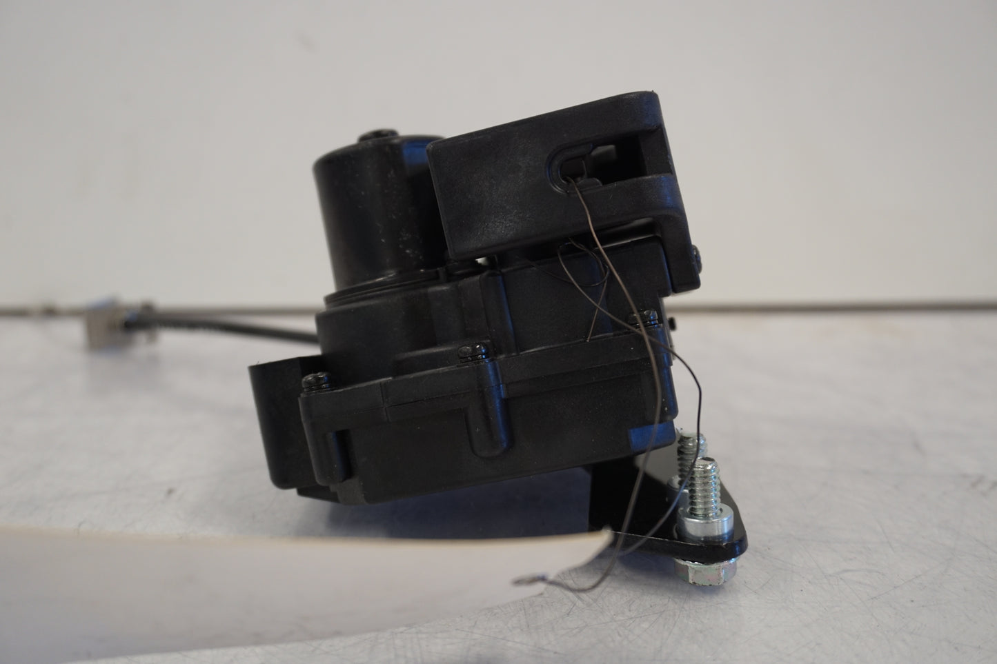 Snett nerifrån på Avgasspjällmotor från en H-D Harley diverse -2007 motorcykel.