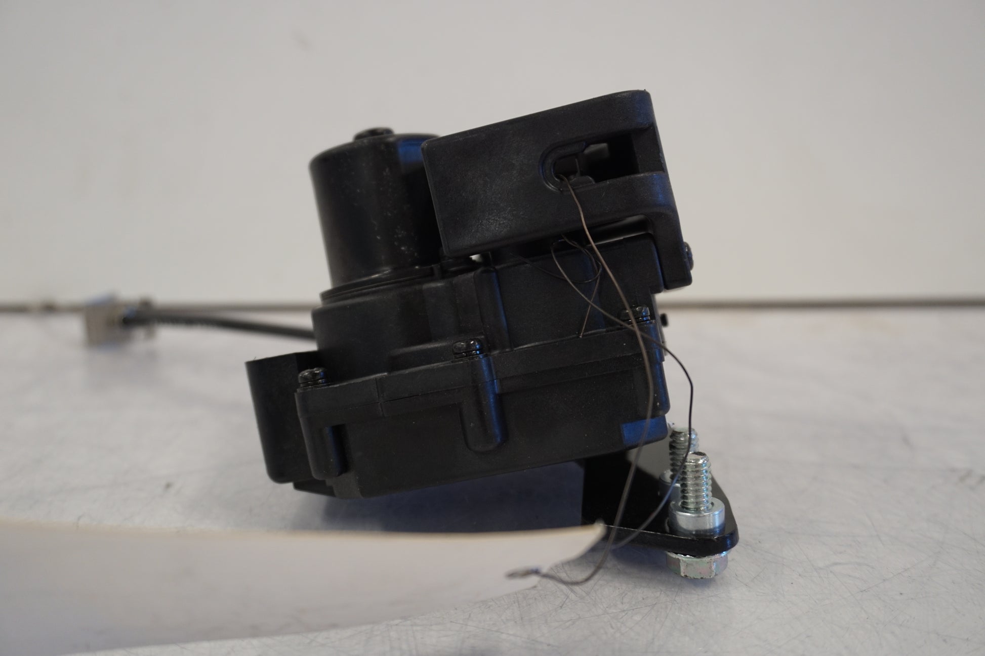 Snett nerifrån på Avgasspjällmotor från en H-D Harley diverse -2007 motorcykel.