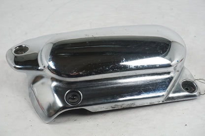 Framsidan på Motorkåpa från en Yamaha XVS 1100 -2000 motorcykel.