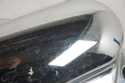 Höger sida på Motorkåpa från en Yamaha XVS 1100 -2000 motorcykel.