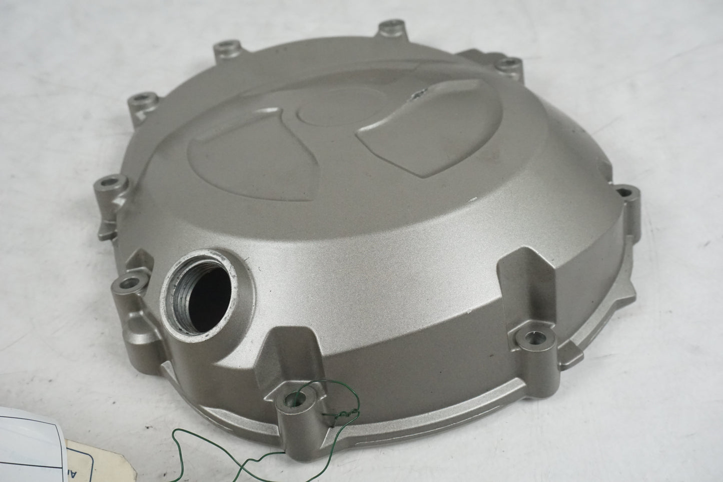 Vänster sida på Kopplingskåpa från en BMW S 1000 RR -2012 motorcykel.