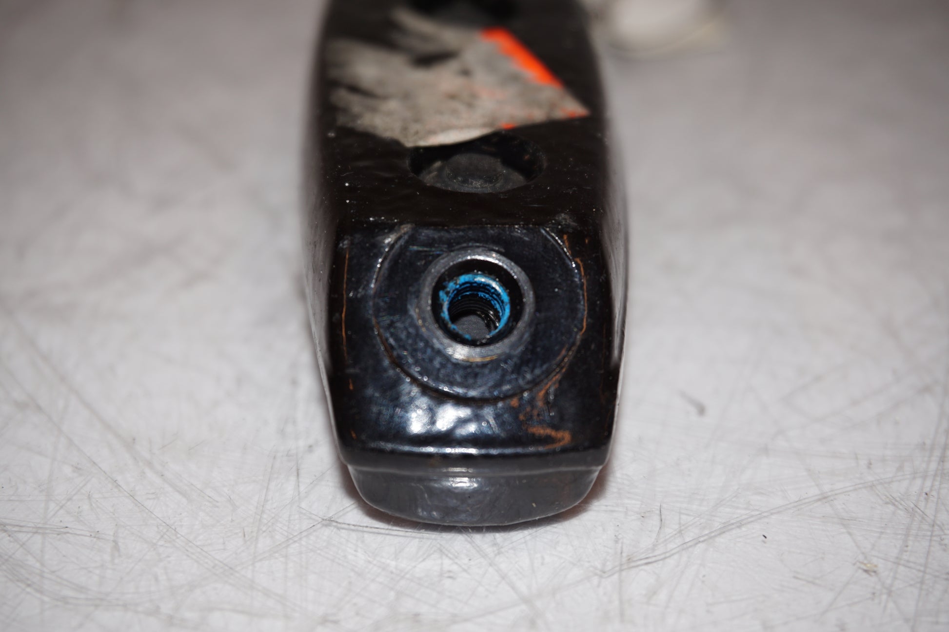 Extrabild1 på Fotpinne från en H-D V-Rod 1130 -2006 motorcykel.