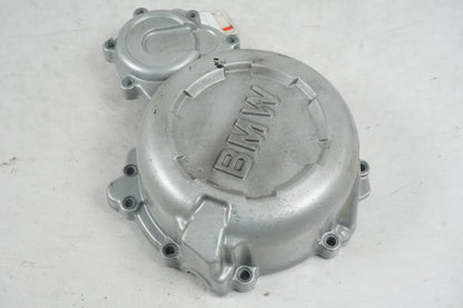 Höger sida på Generatorkåpa från en BMW F 650 GS -2010 motorcykel.