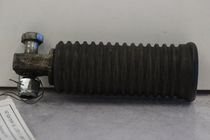 Framsidan på Fotpinne från en H-D Sportster 1200 XL1200C -1999 motorcykel.