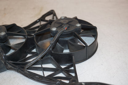 Snett uppifrån på Vattenkylfläkt från en H-D V-Rod 1130 -2006 motorcykel.