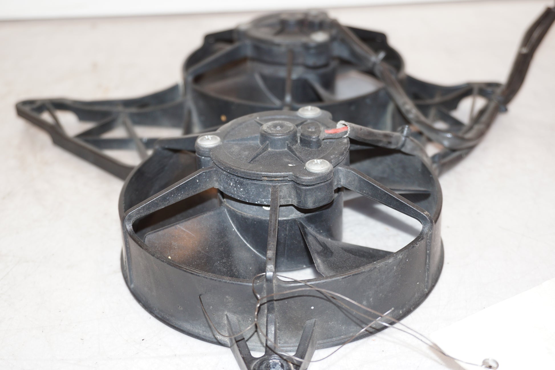 Extrabild2 på Vattenkylfläkt från en H-D V-Rod 1130 -2006 motorcykel.