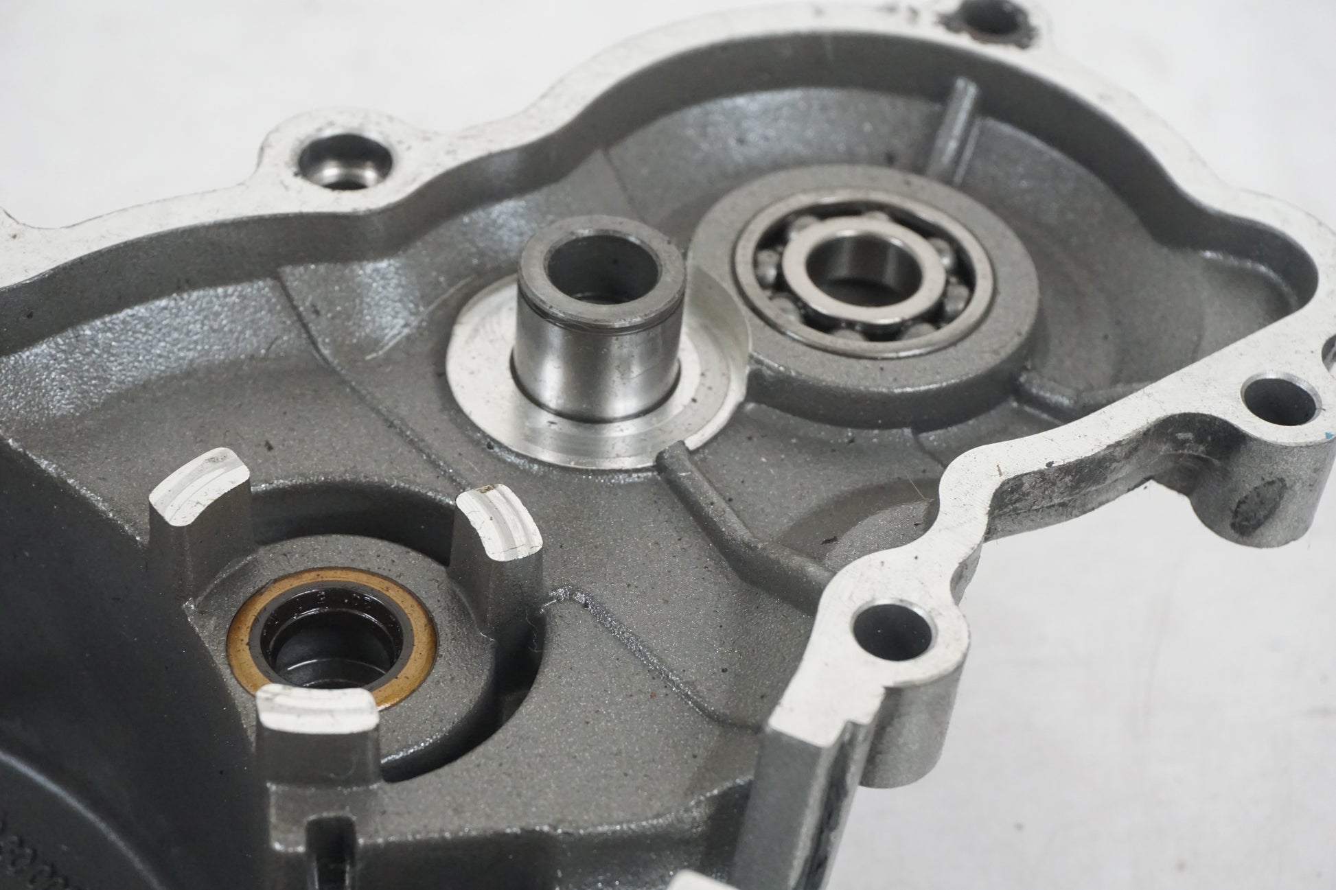 Extrabild1 på Motorkåpa från en KTM 990 Super Duke -2005 motorcykel.