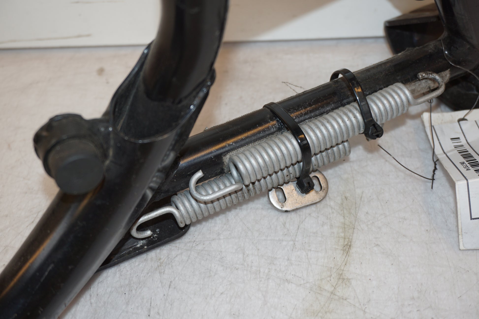 Extrabilder på Centralstöd från en BMW K 1600 -2018 motorcykel.