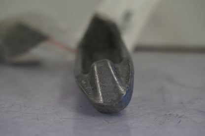 Snett uppifrån på Fotpinne från en Kawasaki ZXR 750 -1993 motorcykel.