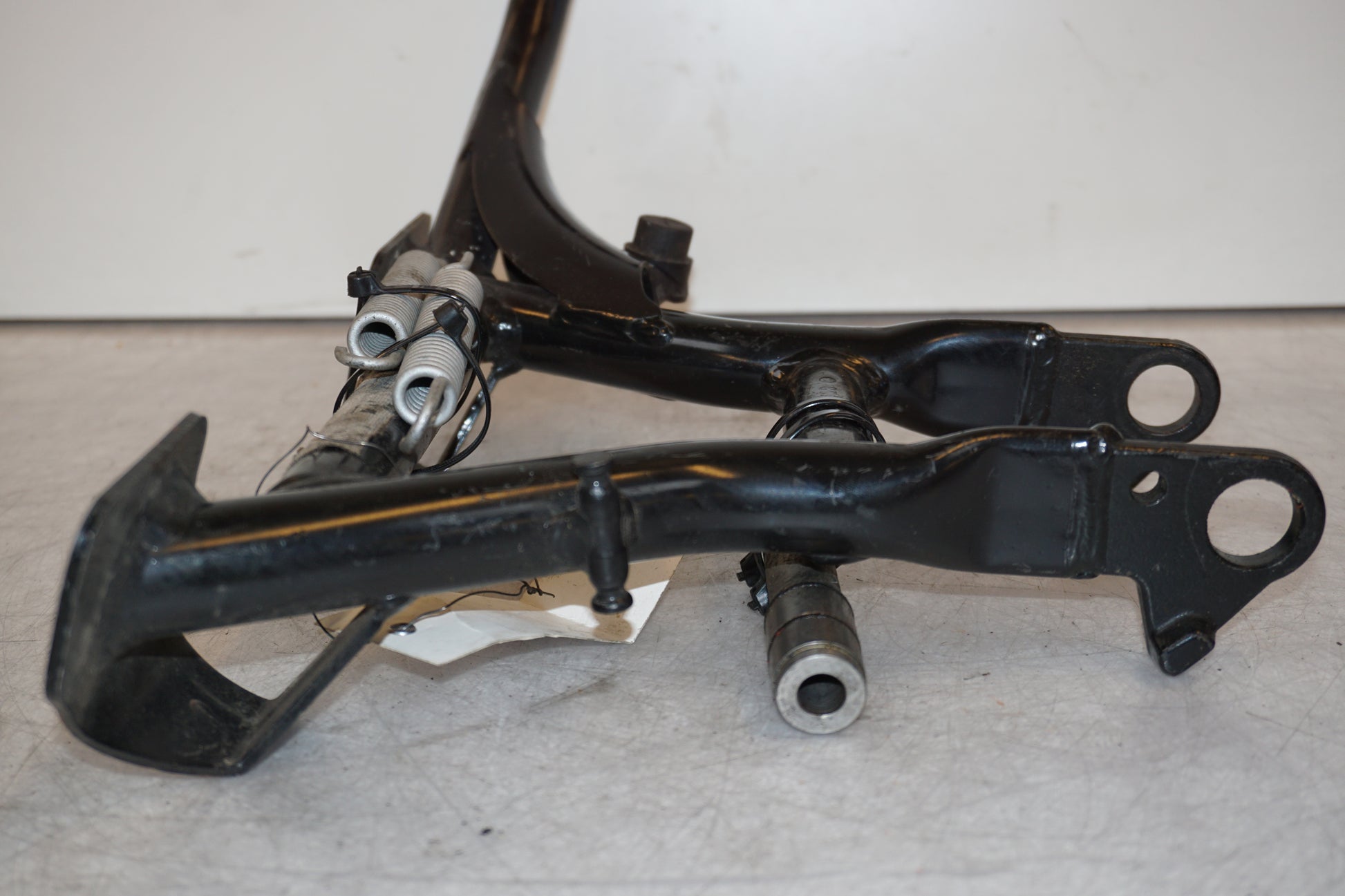 Extrabilder på Centralstöd från en BMW K 1600 -2018 motorcykel.