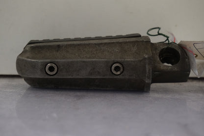 Höger sida på Fotpinne från en Kawasaki GPZ 600 R -1985 motorcykel.