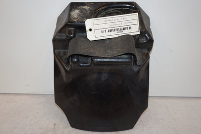 Framsidan på Innerskärm från en H-D V-Rod 1130 -2002 motorcykel.