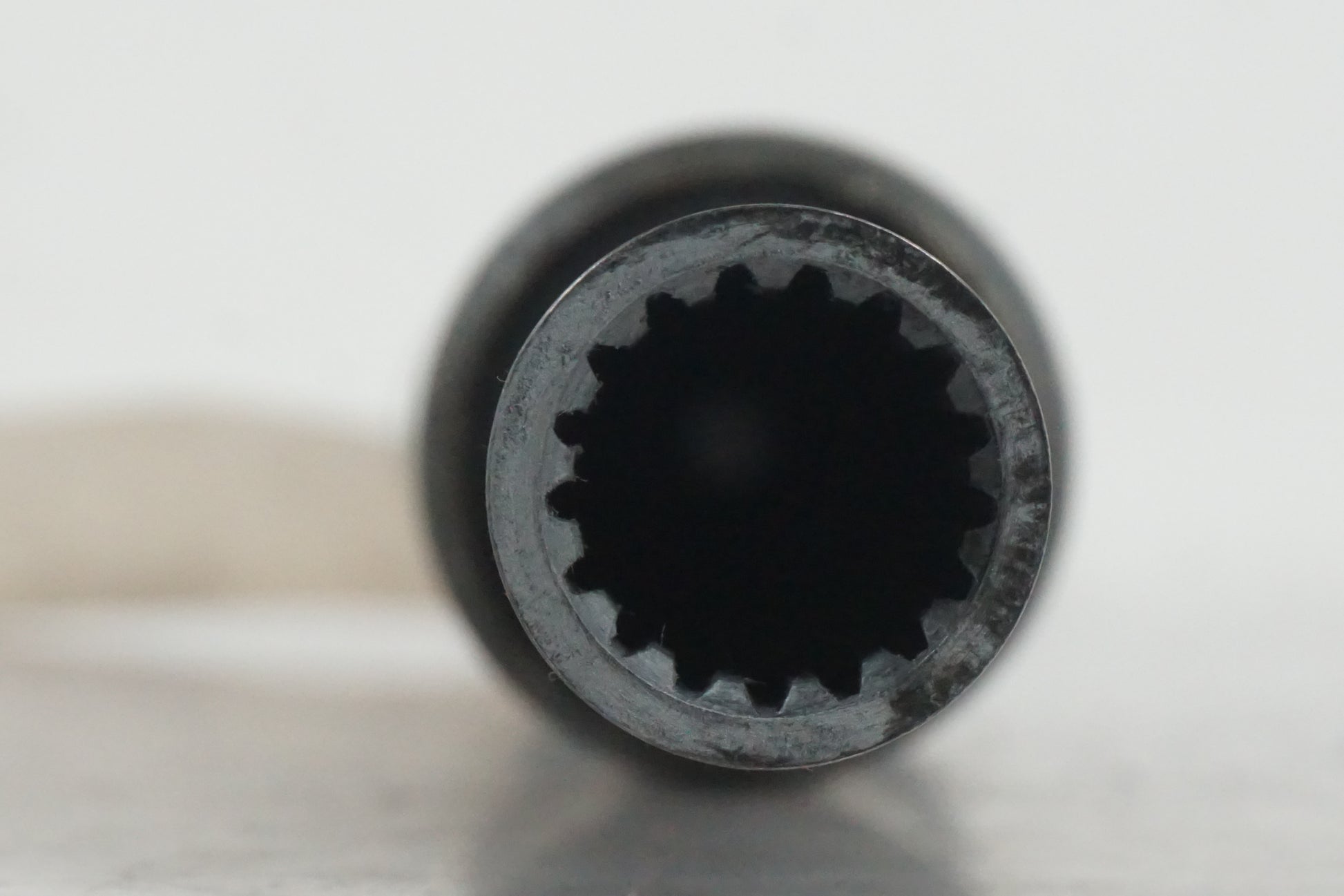 Snett uppifrån på Kardanaxel från en BMW K 1200 LT -2004 motorcykel.