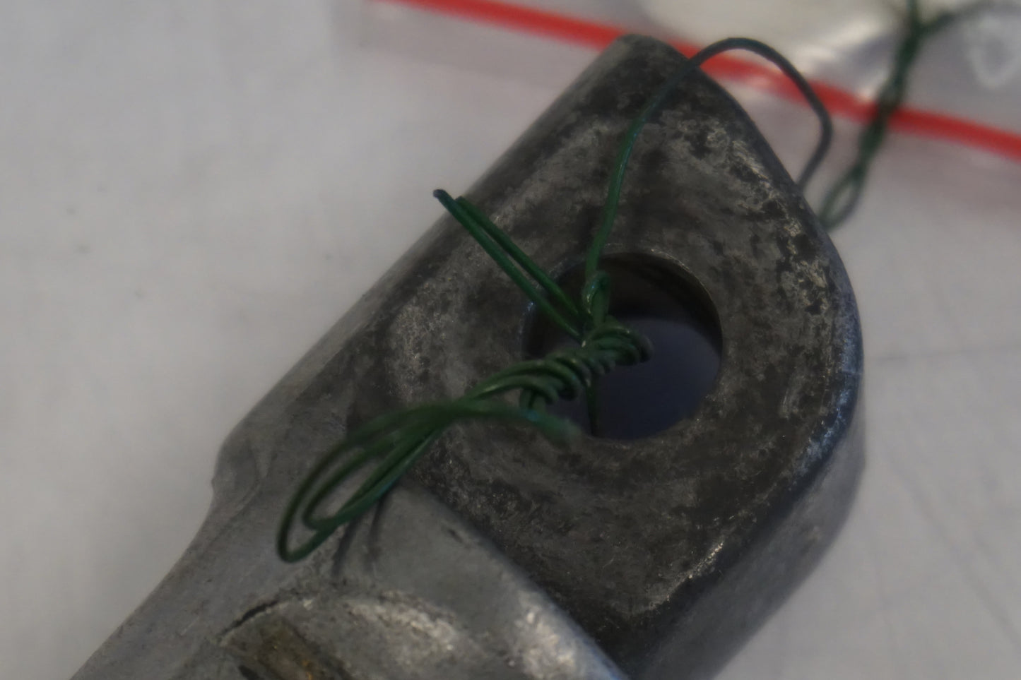 Extrabild1 på Fotpinne från en Kawasaki GPX 600 -1989 motorcykel.