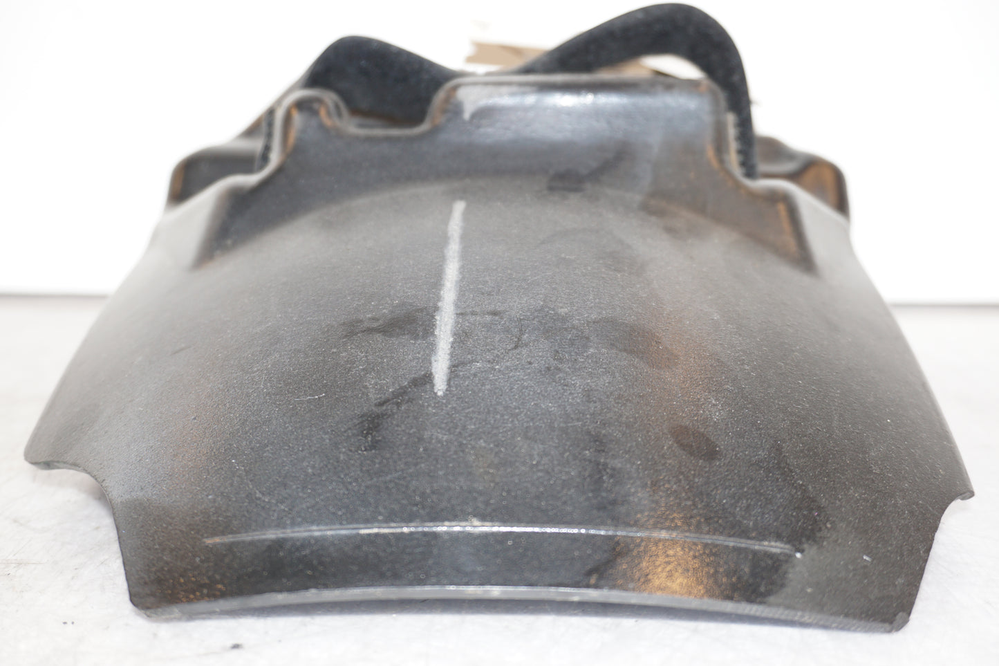 Baksidan på Stänkskärm från en H-D V-Rod 1130 -2006 motorcykel.