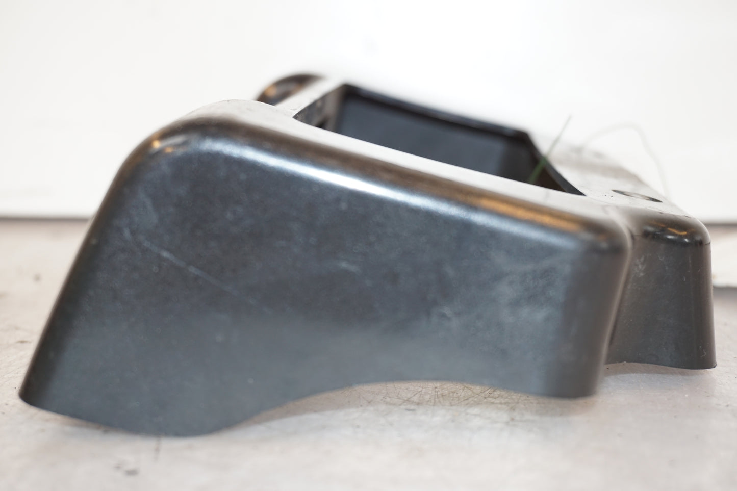 Höger sida på Likriktarskydd från en H-D Street Glide FLHX -2015 motorcykel.