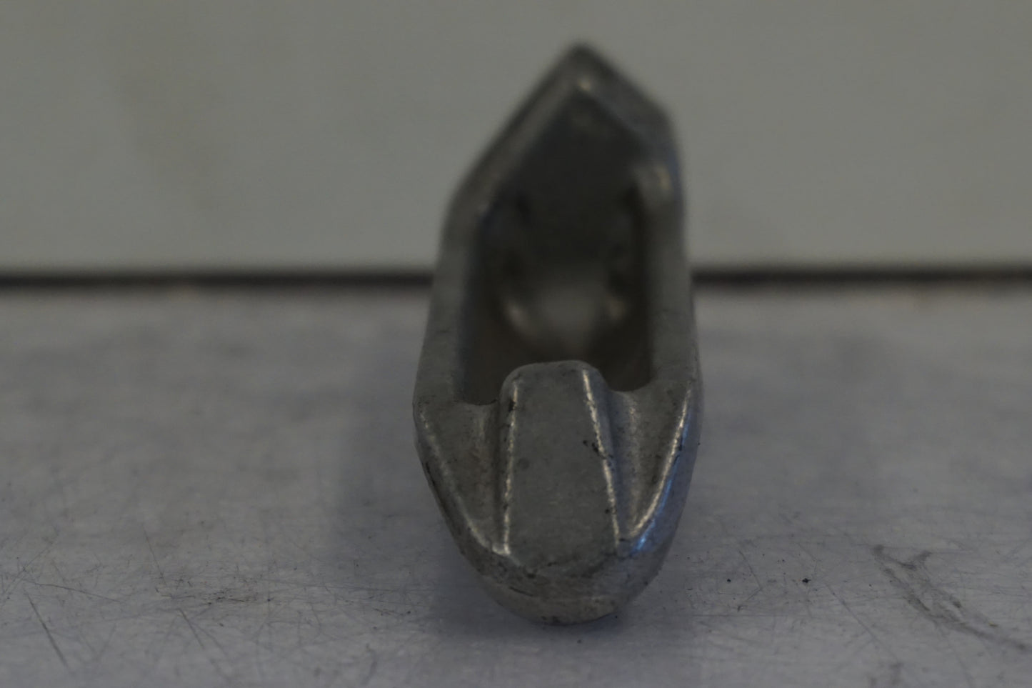 Snett uppifrån på Fotpinne från en Kawasaki ZZR 600 -1991 motorcykel.