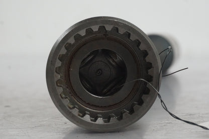 Snett uppifrån på Kardanaxel från en Kawasaki VN 1500 Classic Tourer -2003 motorcykel.