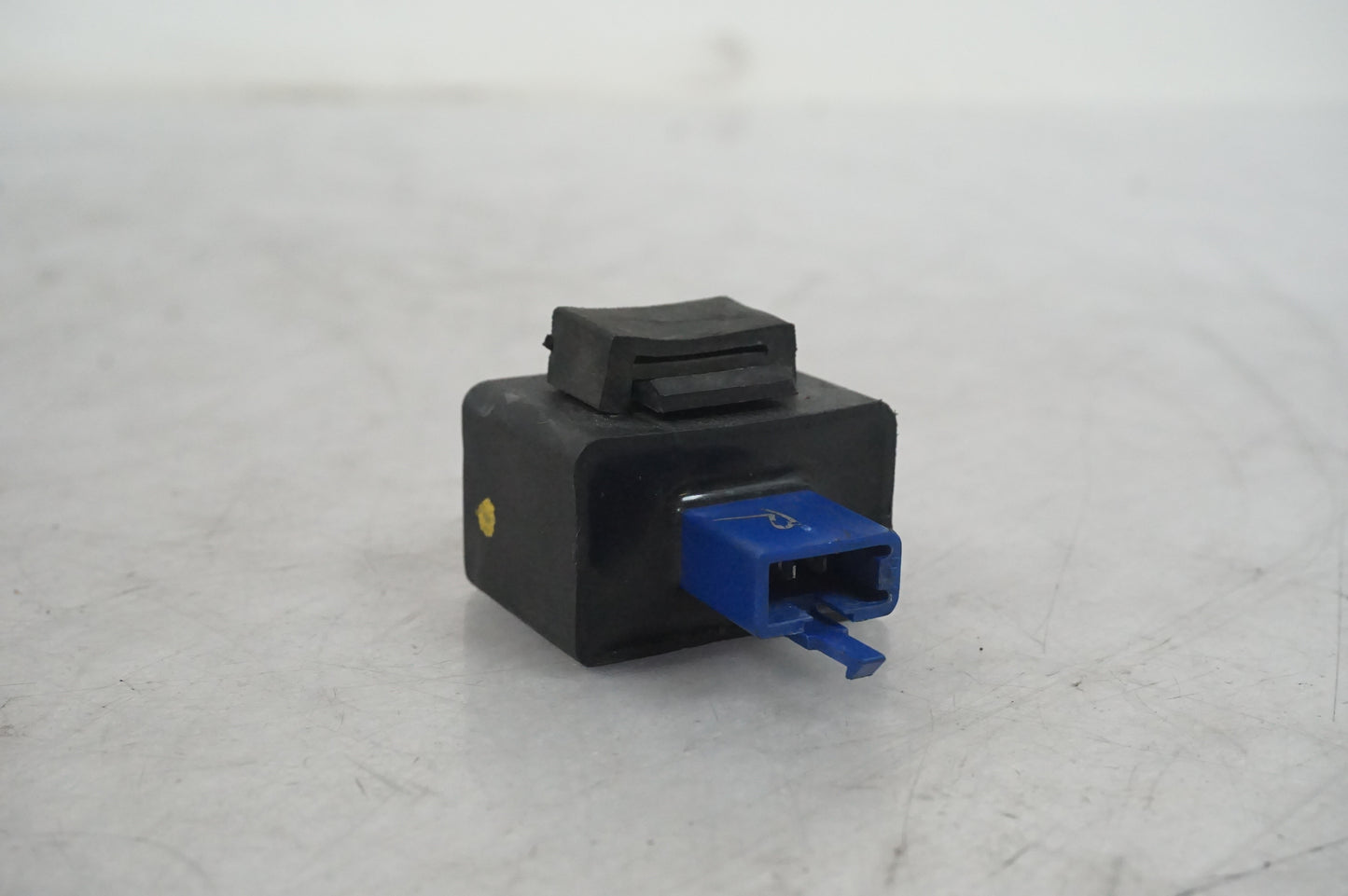 relè per indicatori di direzione