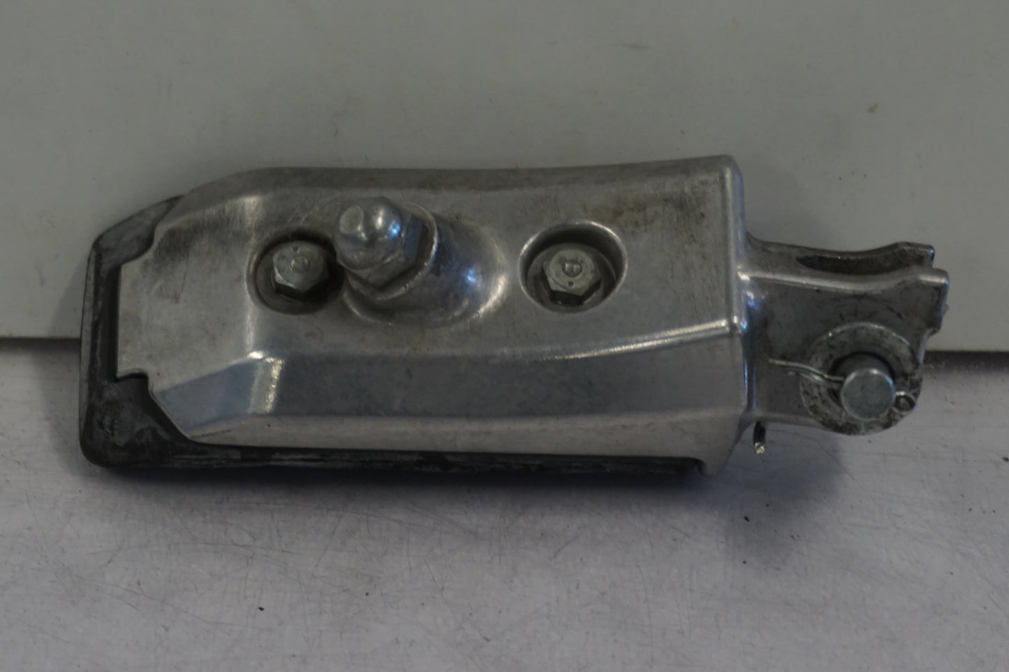 Höger sida på Fotpinne från en Honda CTX 1300 -2014 motorcykel.