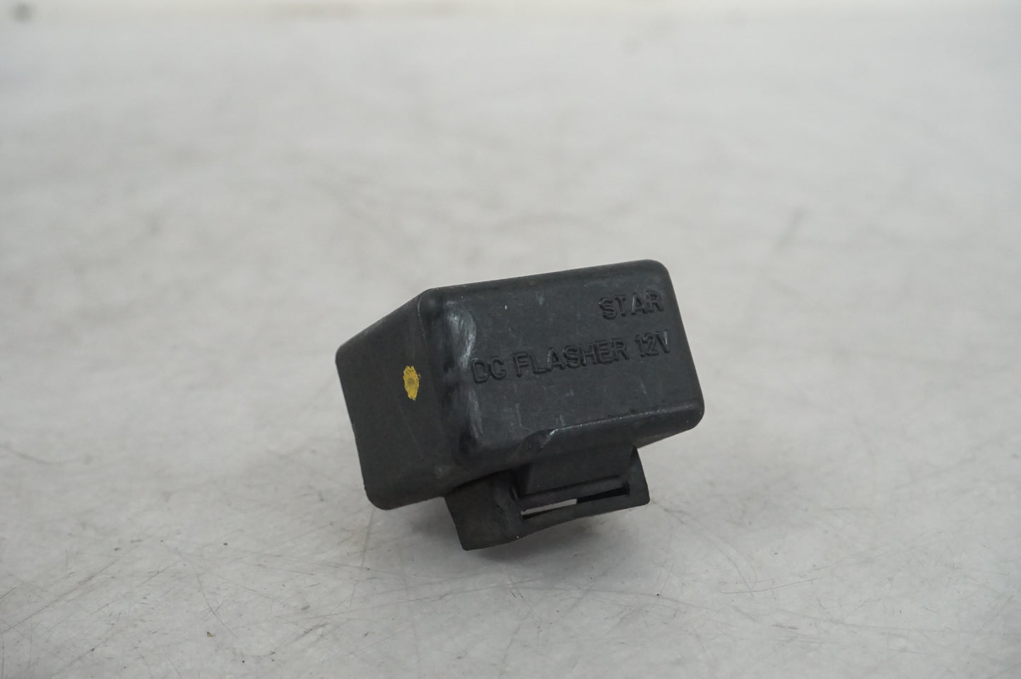 relè per indicatori di direzione