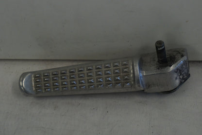 Framsidan på Fotpinne från en Honda CBR 600 RR -2003 motorcykel.