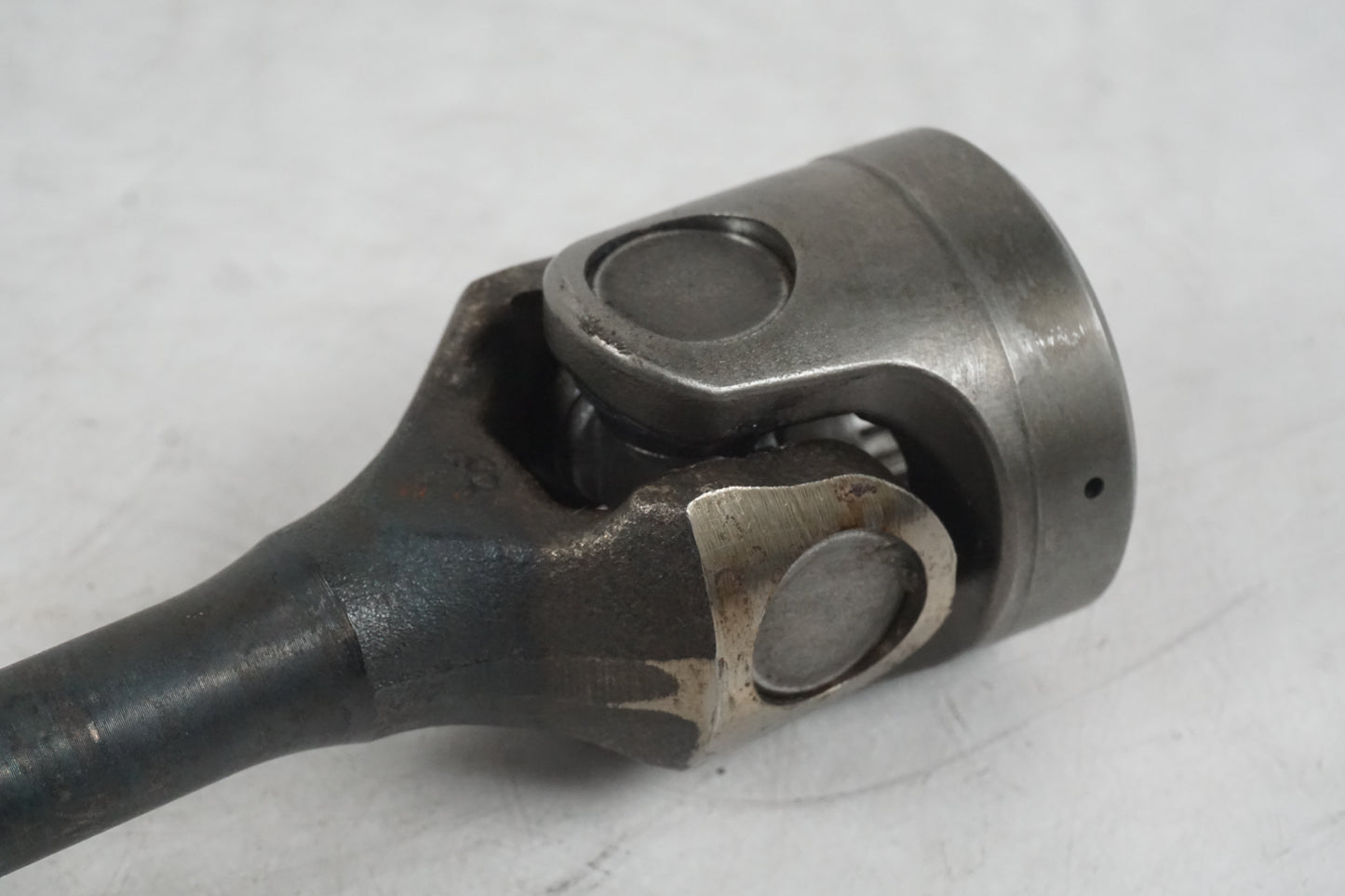 Snett uppifrån på Kardanaxel från en Kawasaki VN 1600 Mean Streak -2007 motorcykel.