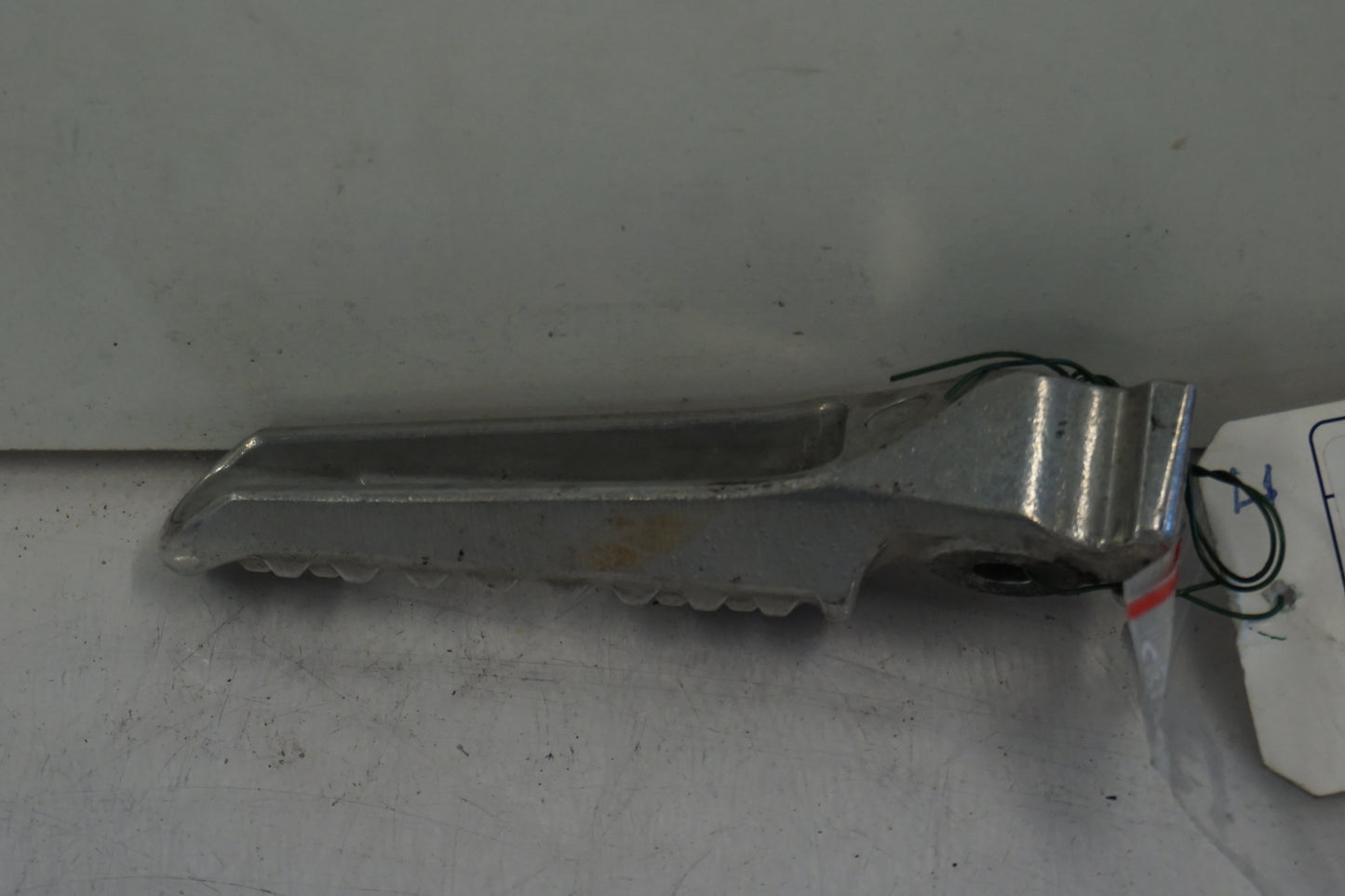 Höger sida på Fotpinne från en Honda CBR 600 RR -2007 motorcykel.