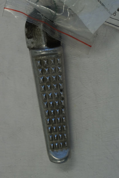 Framsidan på Fotpinne från en Honda CBR 600 RR -2003 motorcykel.