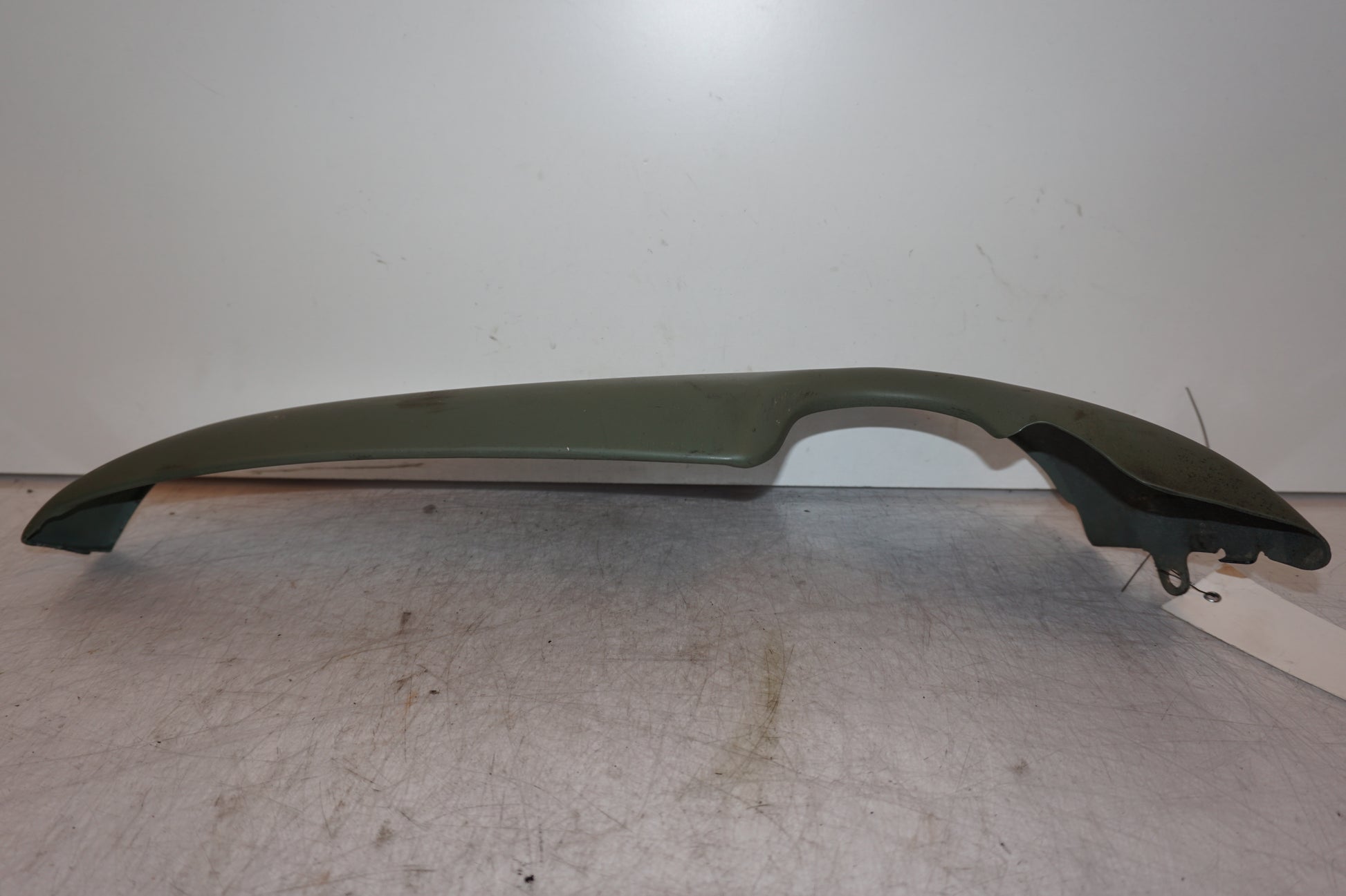 Baksidan på Vattenkyldekor från en H-D V-Rod 1130 -2006 motorcykel.