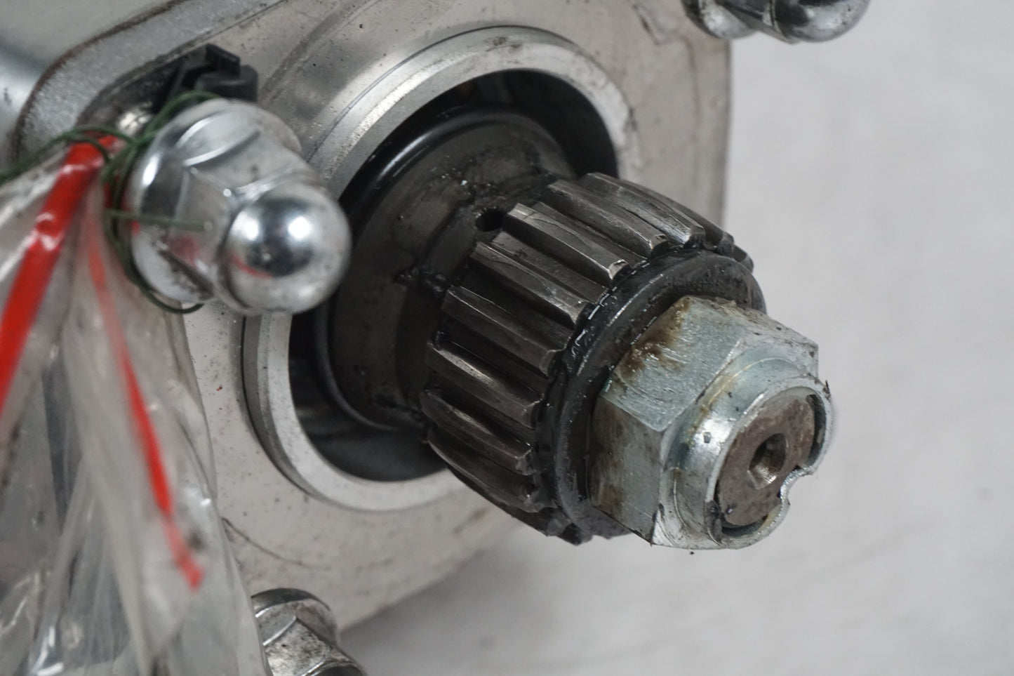 Vänster sida på Slutväxel från en Kawasaki VN 1500 Mean Streak -2003 motorcykel.