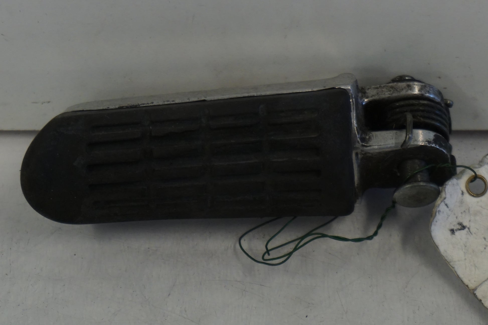 Framsidan på Fotpinne från en Honda CBR 900 RR -1993 motorcykel.