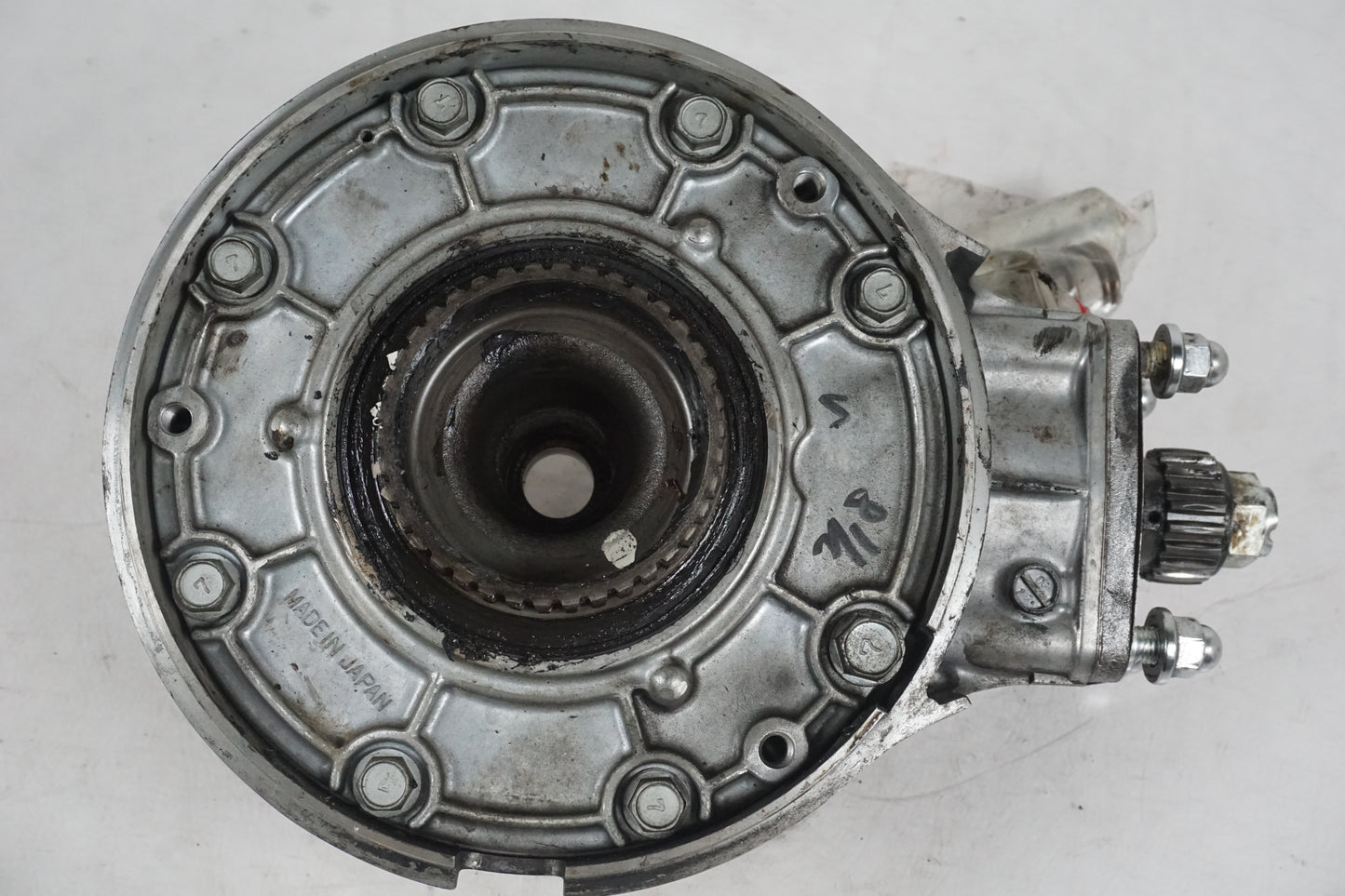 Extrabild5 på Slutväxel från en Kawasaki VN 1500 Mean Streak -2003 motorcykel.