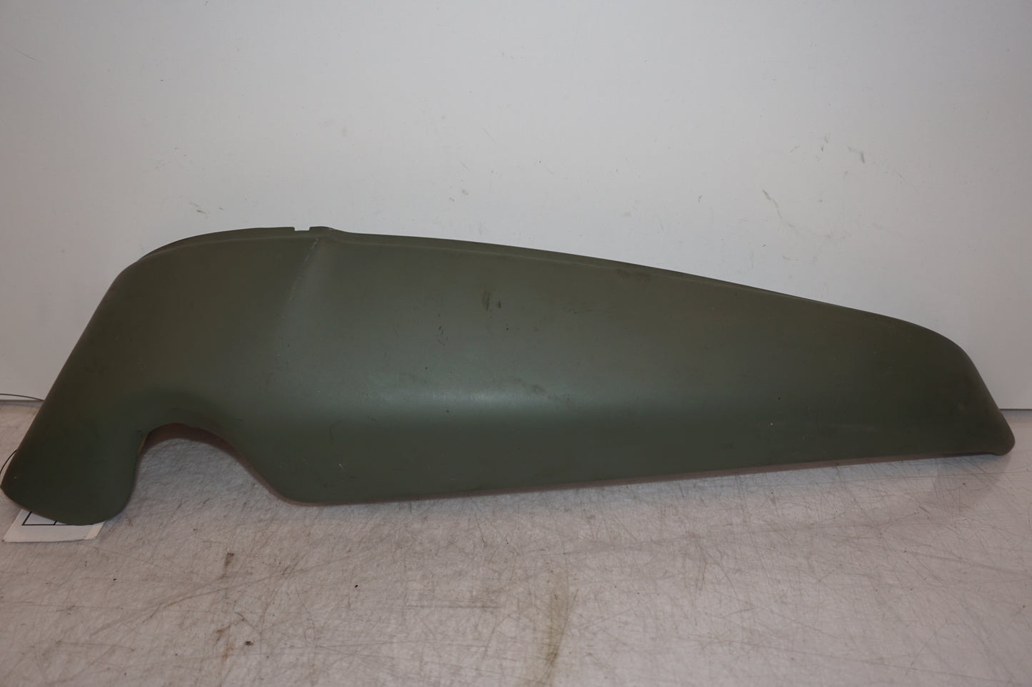 Framsidan på Vattenkyldekor från en H-D V-Rod 1130 -2006 motorcykel.